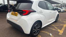 Toyota Yaris 1.5 Hybrid Design 5dr CVT Hybrid Hatchback